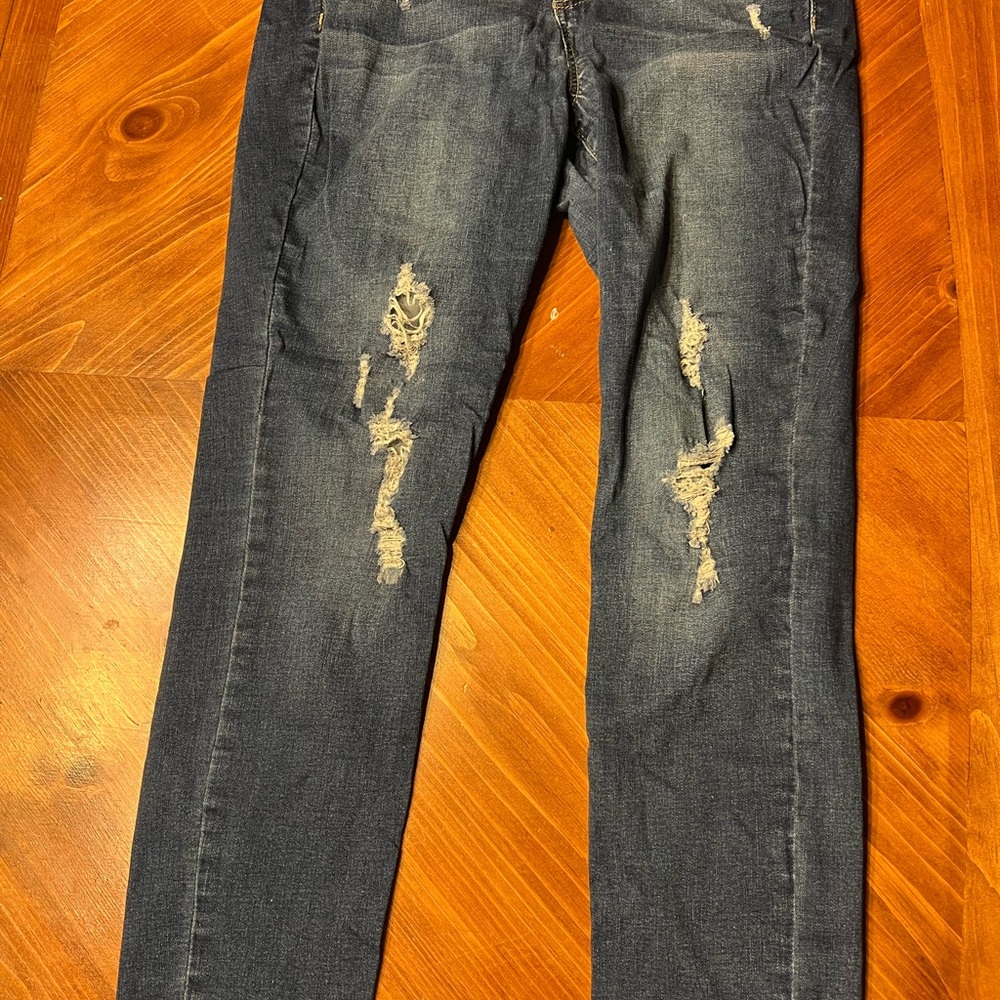 Stylish Distressed Blue Jeans for Women